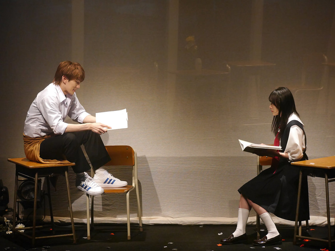 ＜朗読劇『青野くんに触りたいから死にたい』presented by eeo Stage＞（(C)椎名うみ/講談社 ®KODANSHA (C)2024 朗読劇『青野くんに触りたいから死にたい』 /eeo Stage）