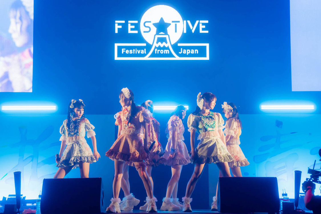 FES☆TIVE［ライブレポート］熱狂のお祭り騒ぎを起こしたTDCホールワンマン（2024年9月12日）