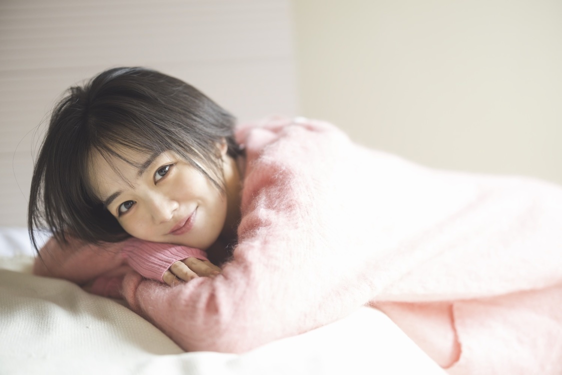 『伊原六花 CALENDAR BOOK 2025』（東京ニュース通信社刊）