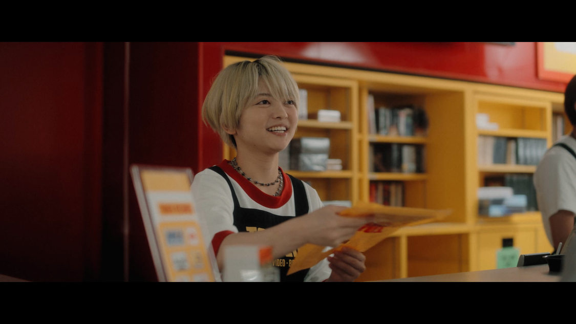 「POPに恋をして」MV場面写真