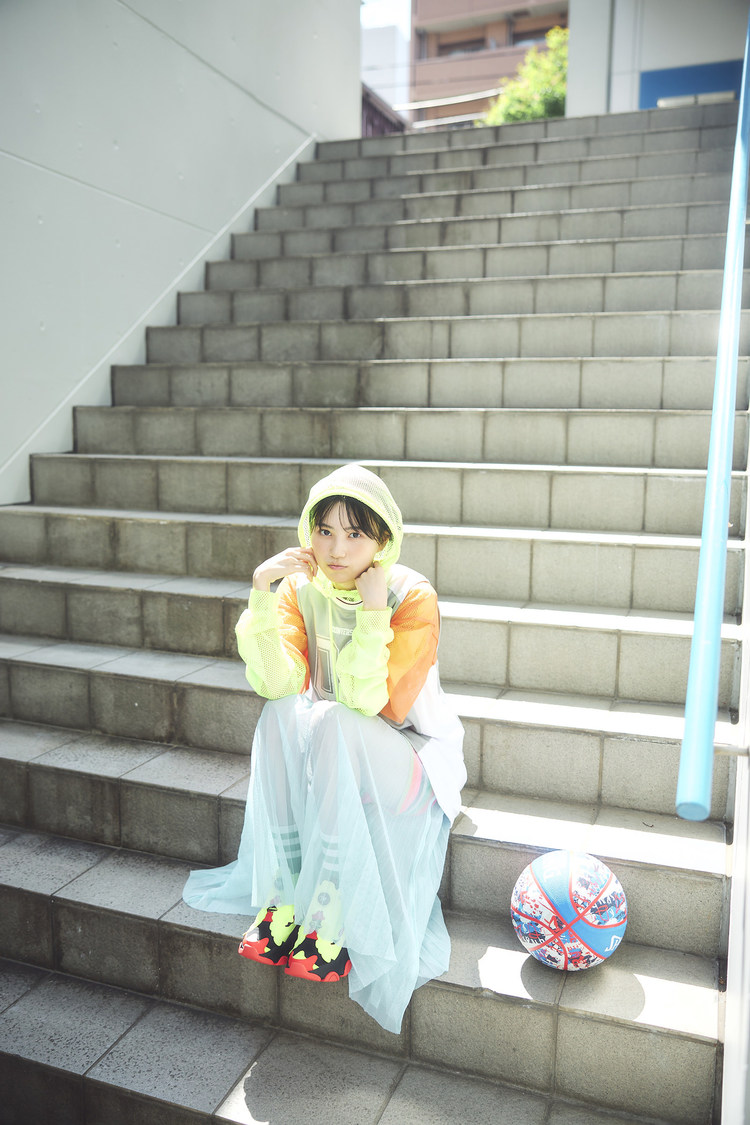 『blt graph.vol.106』（東京ニュース通信社刊／撮影：高橋慶佑）