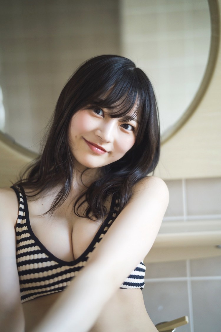 宇咲（#ババババンビ）『週刊少年マガジン』アザーカット（(C)藤本和典／週刊少年マガジン）