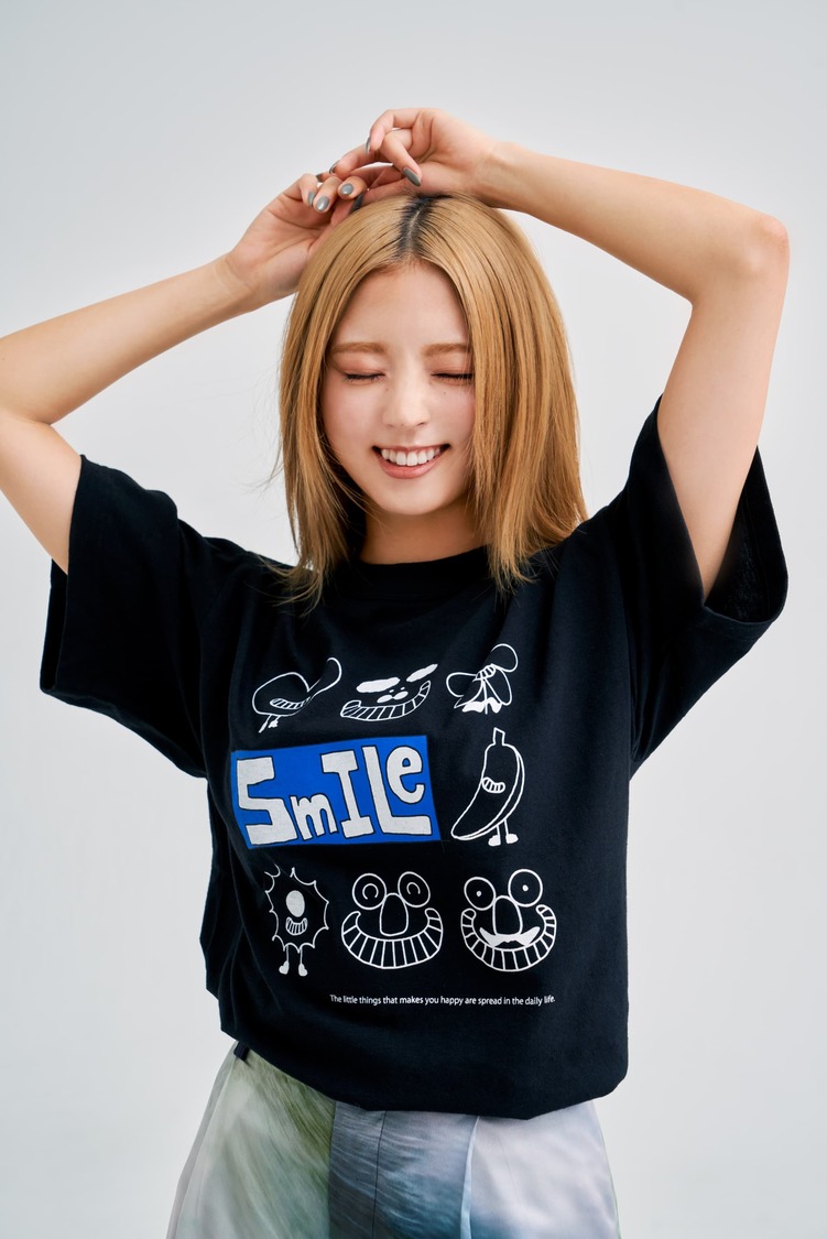 佐藤詩織＆鈴本美愉 Sustainable Message Tシャツ