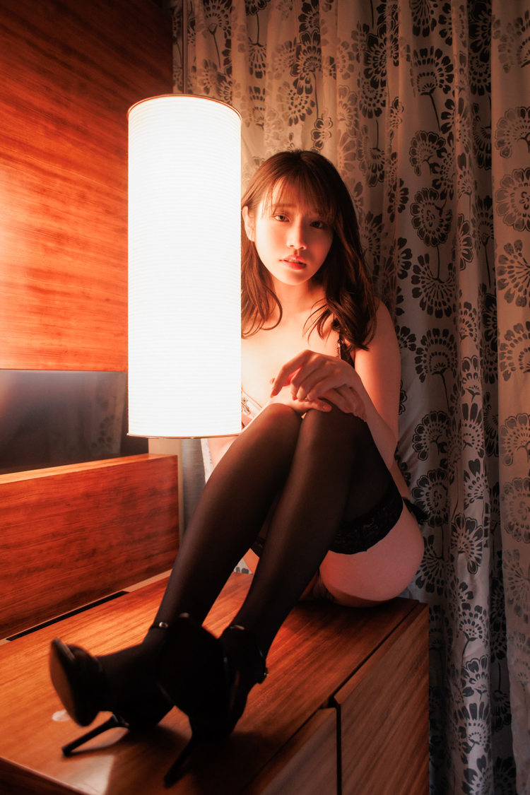 河北彩伽写真集『うたかたの花』