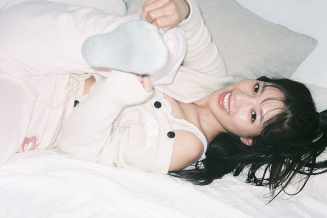 『石井杏奈1stスタイルブックAN』収録カット