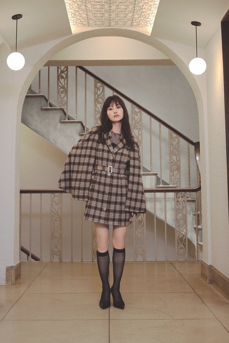 山下美月『RESEXXY』2024WINTER新ビジュアル