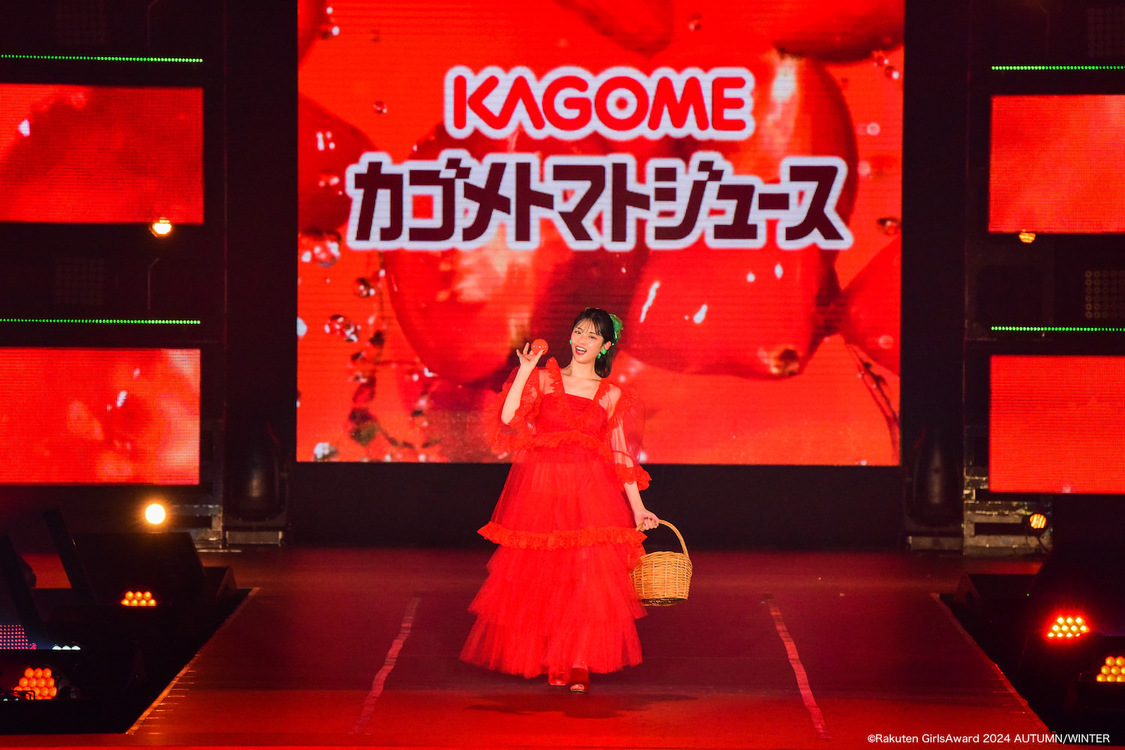 松村沙友理＜Rakuten GirlsAward 2024 AUTUMN/WINTER＞幕張メッセ（2024年10月19日）