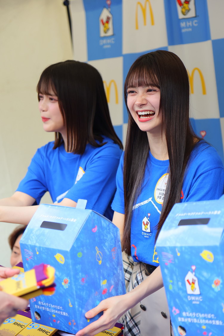 AKB48＜青いマックの日＞（2024年10月20日／©AKB48）