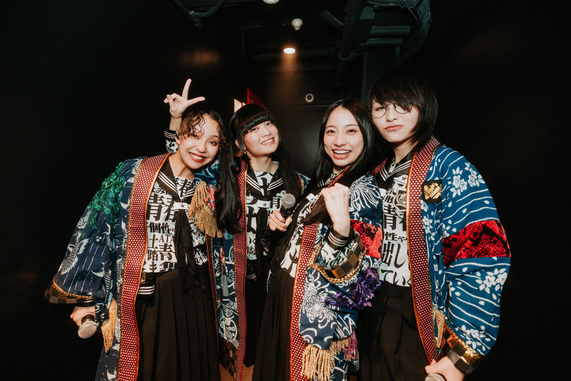 新しい学校のリーダーズ＜AG! Calling WORLD TOUR Part.II＞LA Hollywood Palladium（2024年10月20日／撮影：Lindsey Blane）