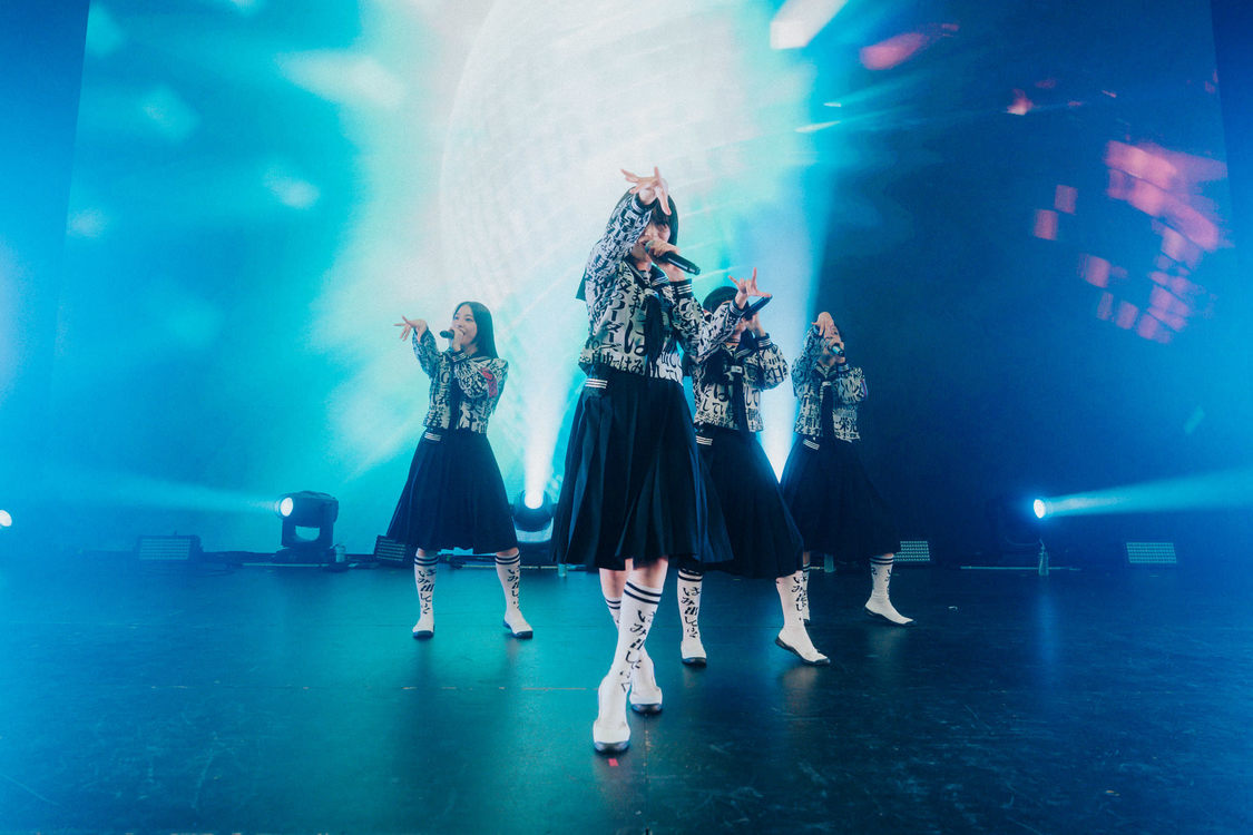 新しい学校のリーダーズ＜AG! Calling WORLD TOUR Part.II＞LA Hollywood Palladium（2024年10月20日／撮影：Lindsey Blane）