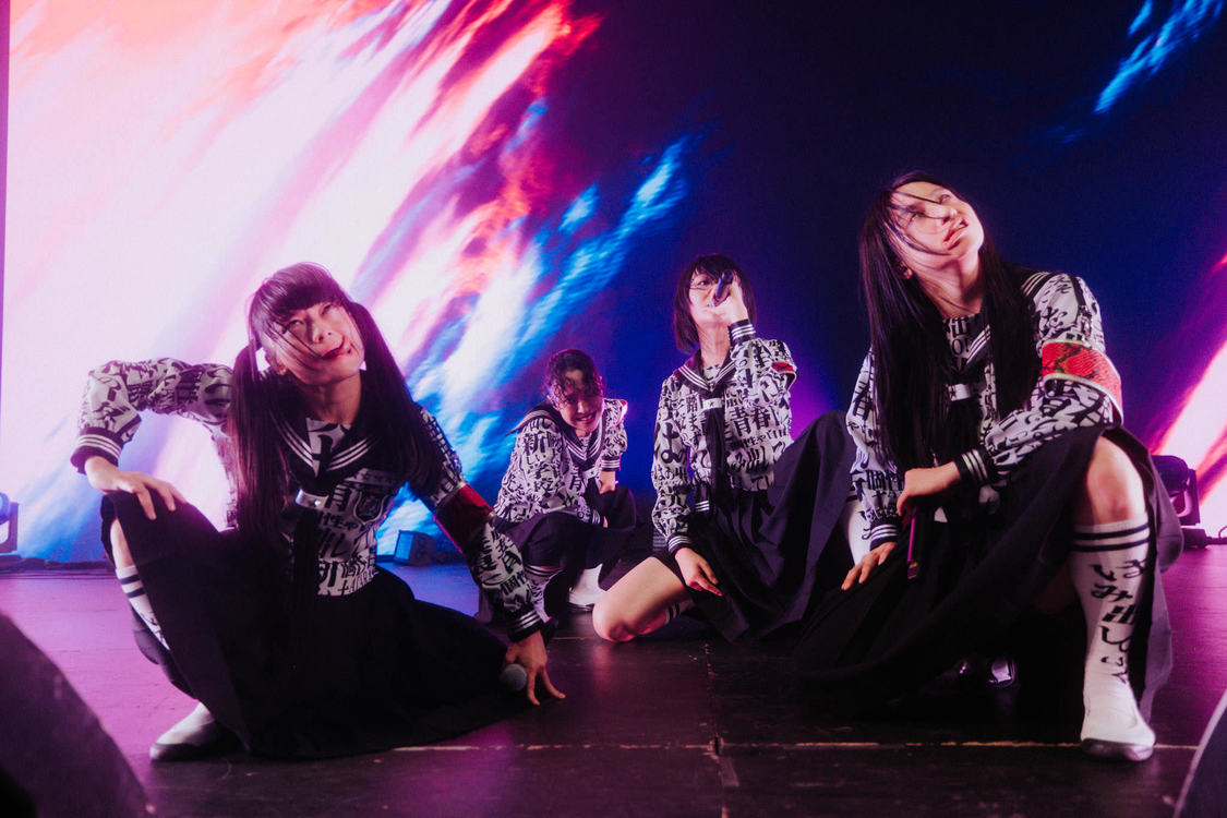 新しい学校のリーダーズ＜AG! Calling WORLD TOUR Part.II＞LA Hollywood Palladium（2024年10月20日／撮影：Lindsey Blane）