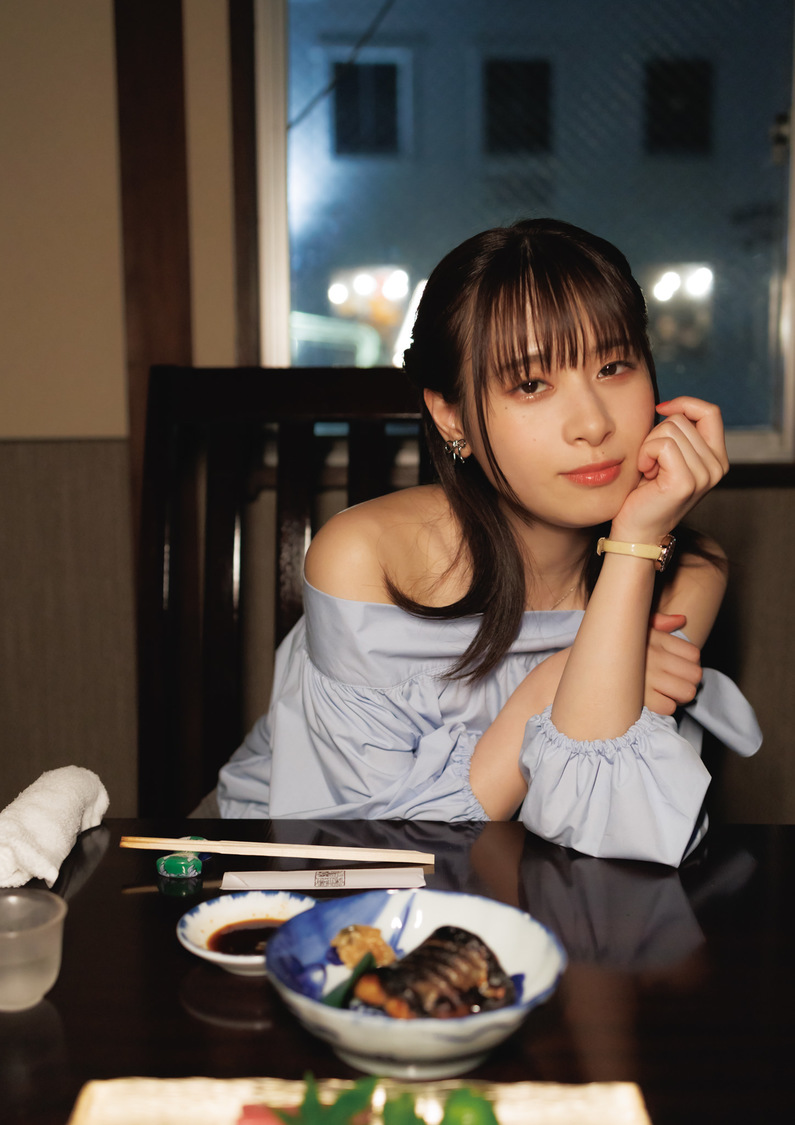 前田佳織里 2nd写真集『恋のかおり』（Ⓒ秋田書店2024 撮影：近藤宏一）