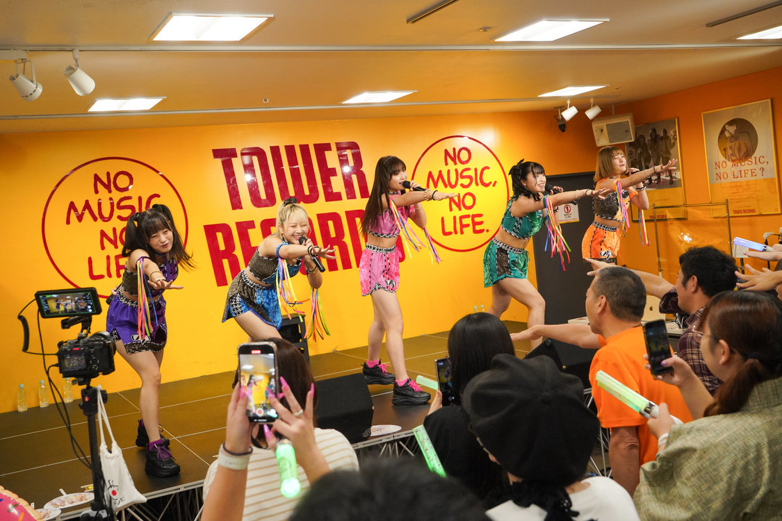 アップアップガールズ（仮）＜1st EP『Again!』リリース記念イベント＞タワーレコード錦糸町パルコ店（2024年10月23日）