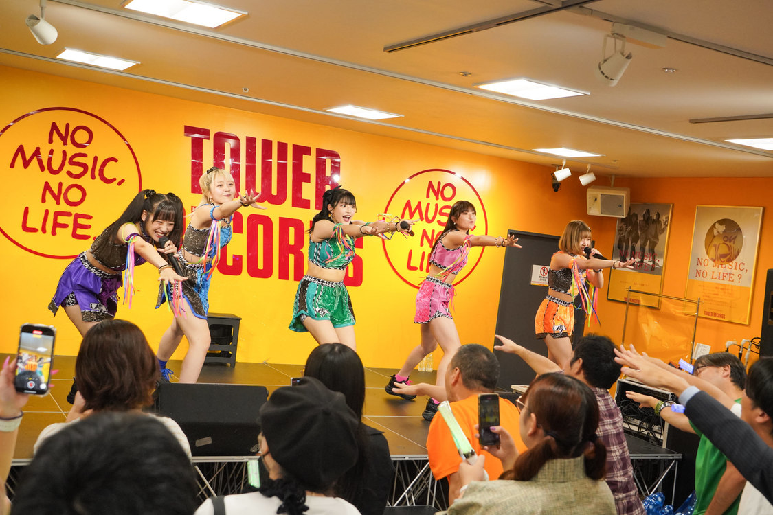 アップアップガールズ（仮）＜1st EP『Again!』リリース記念イベント＞タワーレコード錦糸町パルコ店（2024年10月23日）