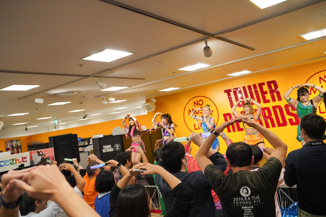 アップアップガールズ（仮）＜1st EP『Again!』リリース記念イベント＞タワーレコード錦糸町パルコ店（2024年10月23日）