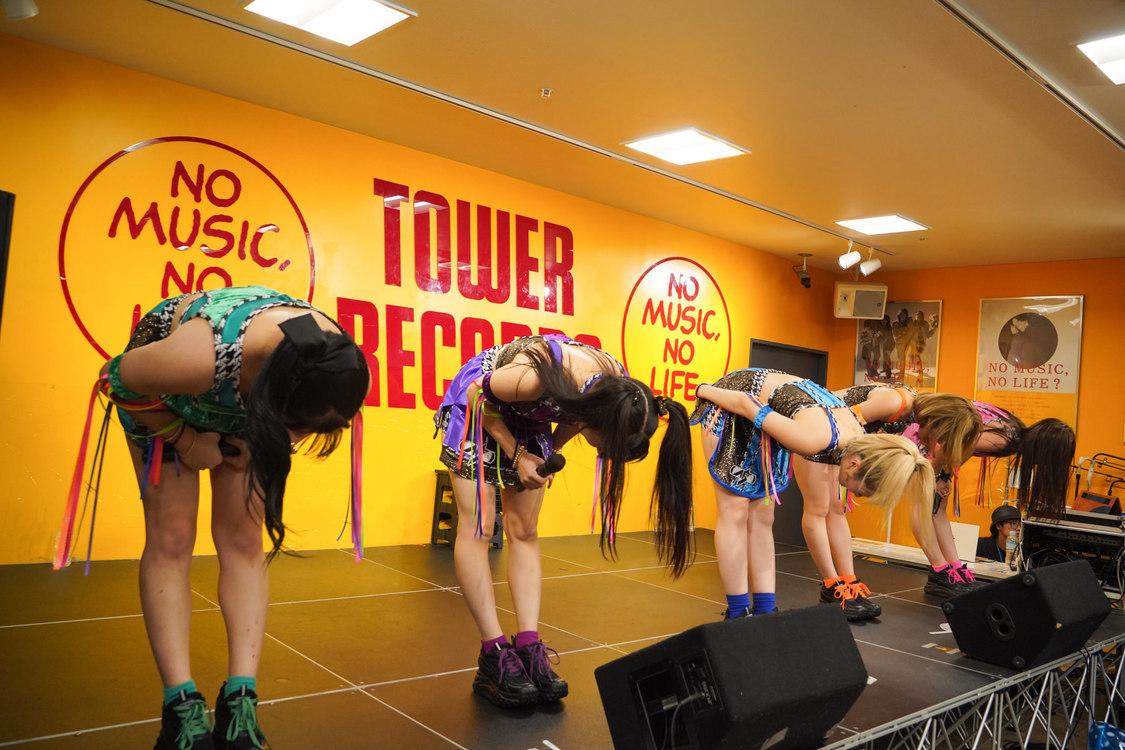 アップアップガールズ（仮）＜1st EP『Again!』リリース記念イベント＞タワーレコード錦糸町パルコ店（2024年10月23日）