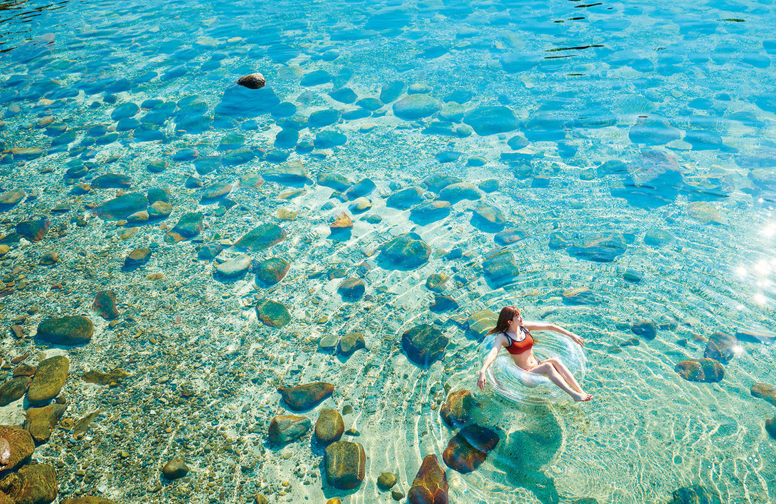 アンジュルム 川村文乃写真集『permanent girl』