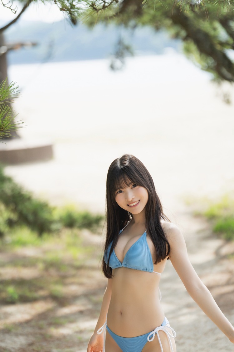 小鳥遊るい（#ババババンビ）『ヤングドラゴンエイジ』アザーカット（(C)佐藤佑一/ヤングドラゴンエイジ）