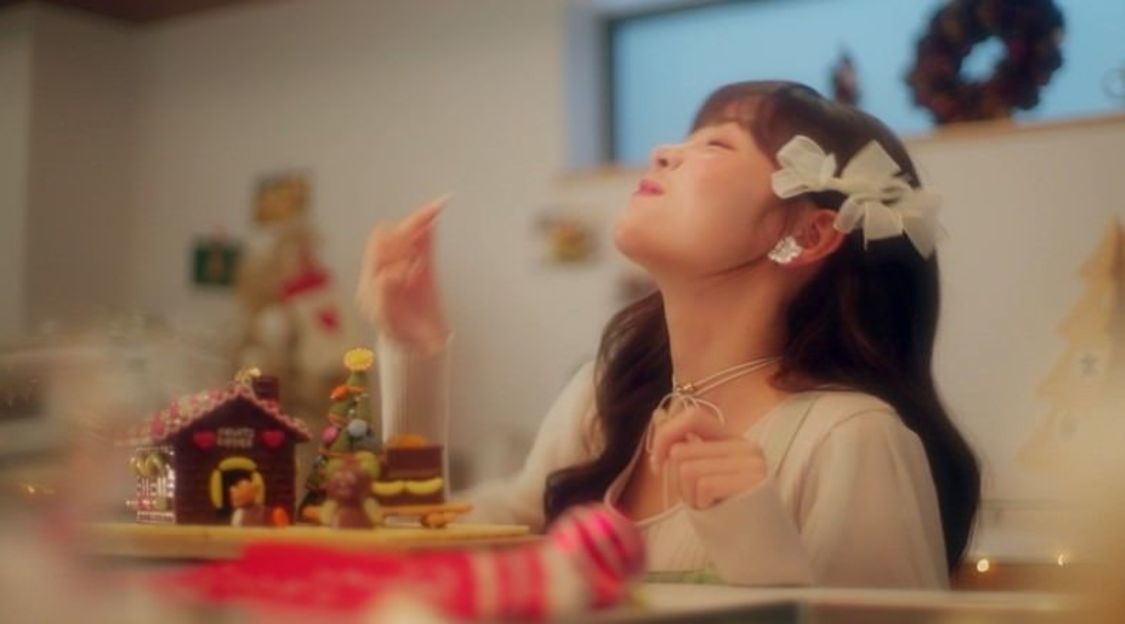 Web-CM「明治のグミときらめくクリスマス」篇