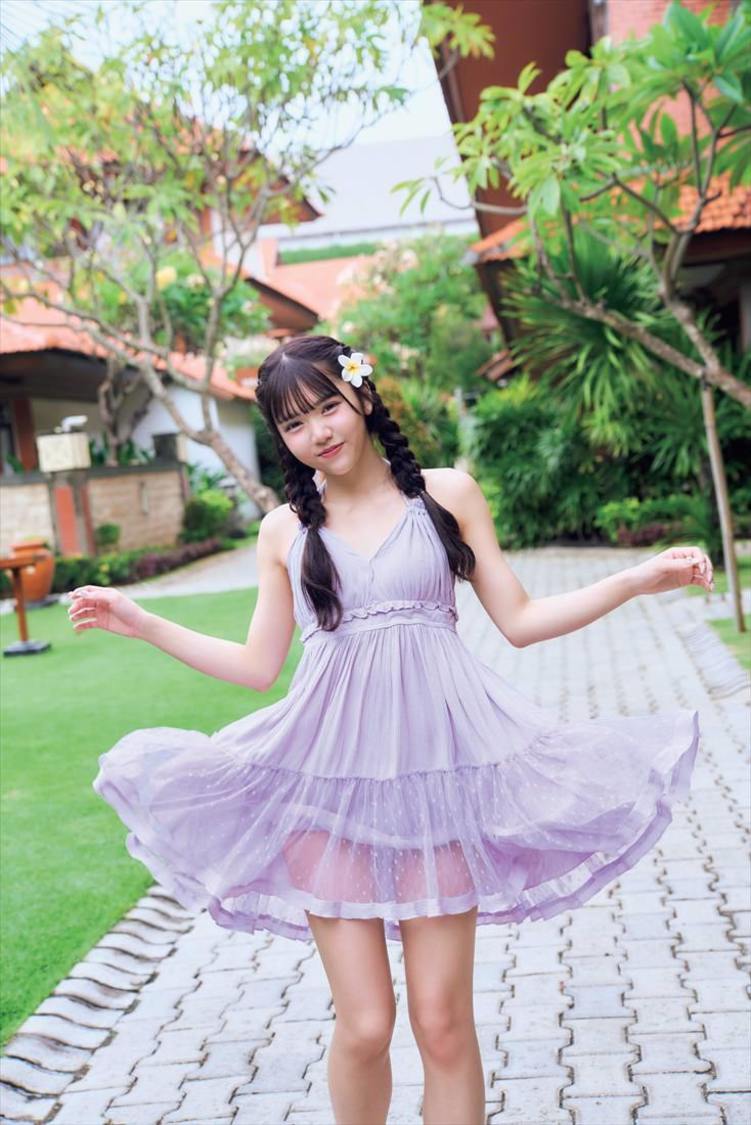 『Jams Collection 津代美月 1st写真集 24の秘密』先行カット第2弾（(C)KADOKAWA (C) UP DANCE ENTERTAINMENT PHOTO/ You Ishii）