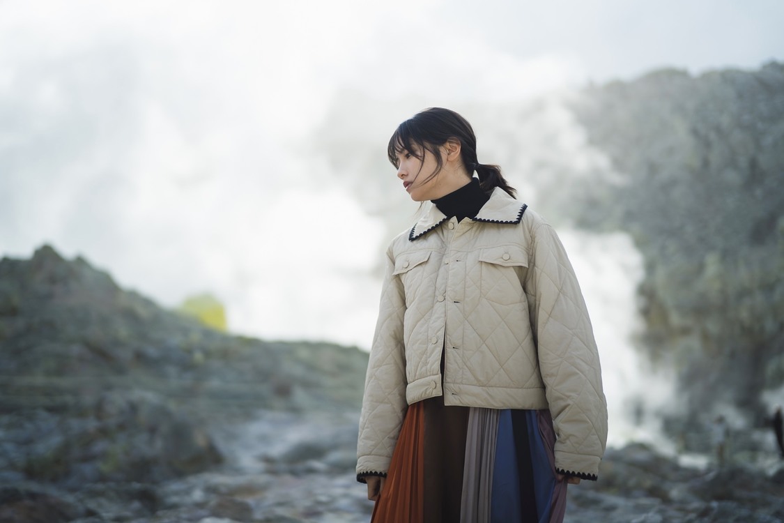 桃月なしこ『週刊少年マガジン』2024年12月号アザーカット（(C)藤本和典／週刊少年マガジン）