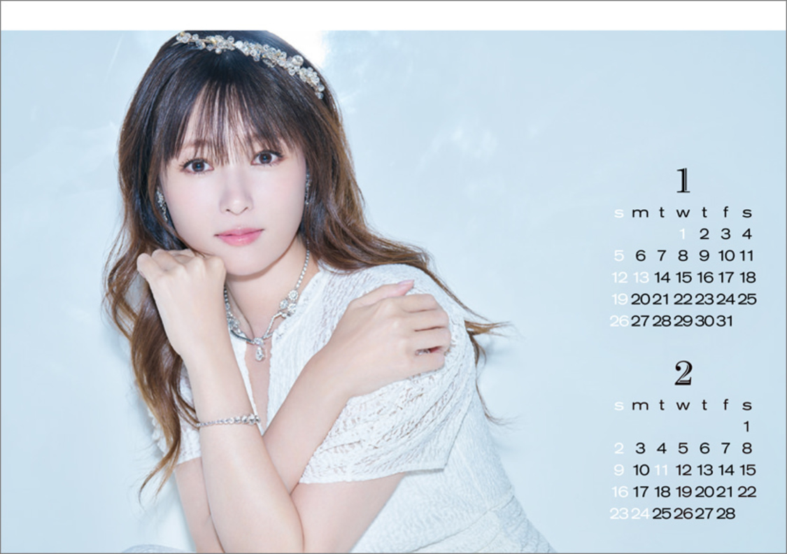 『深田恭子 2025カレンダー』【卓上版】1−2月ページ
