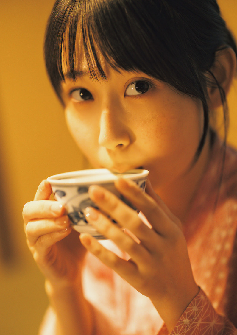 ＜SKE48 井上瑠夏 1st写真集『僕から先に言わせてくれ』＞先行カット（2024年11月17日）