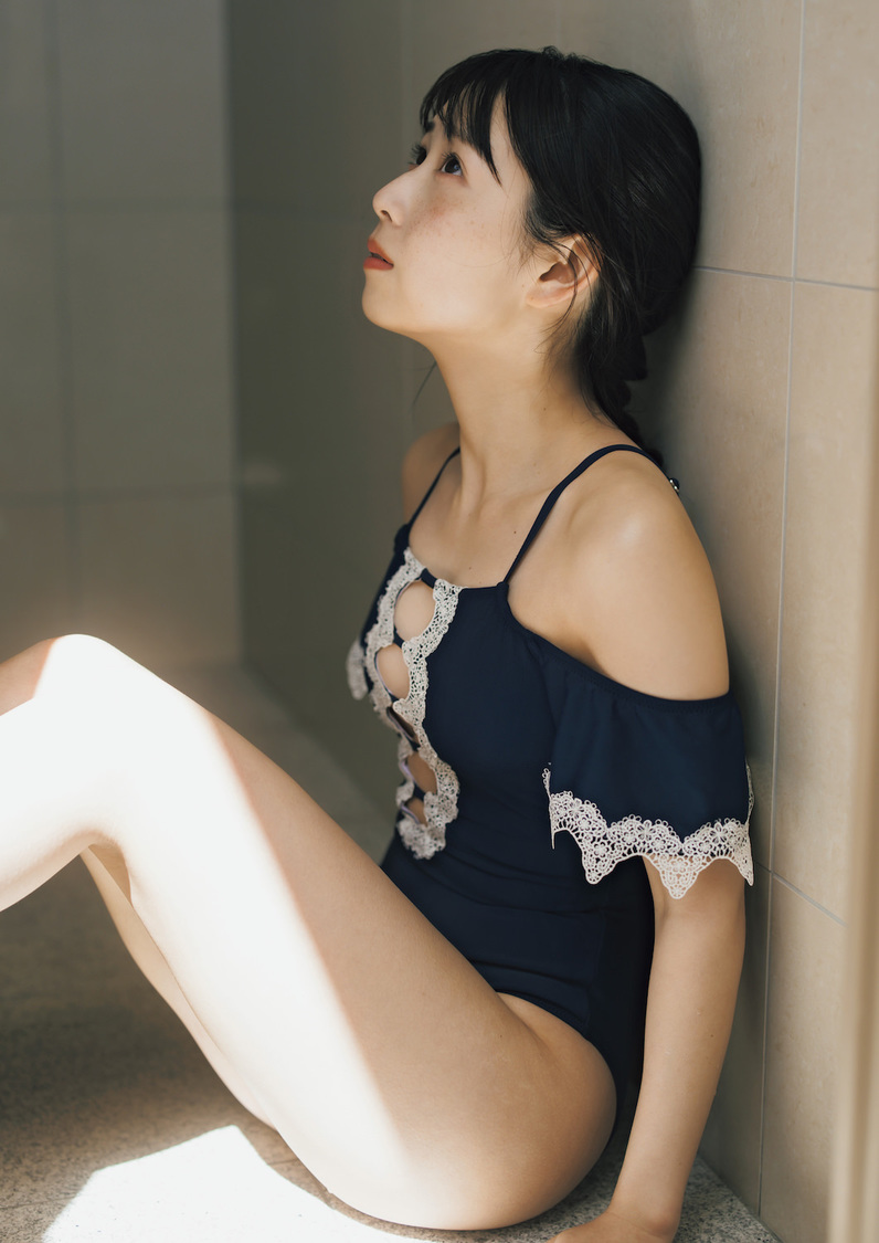 ＜SKE48 井上瑠夏 1st写真集『僕から先に言わせてくれ』＞先行カット（2024年11月17日）