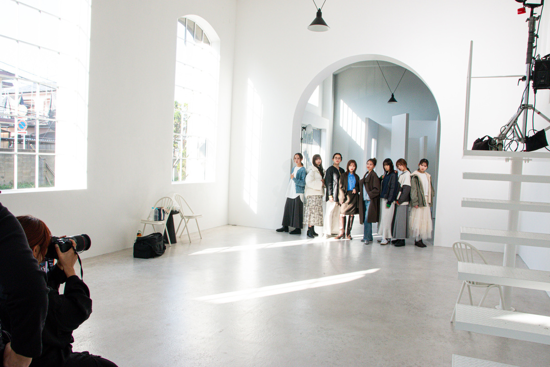 吉川エミリア、土居麗菜、宮原華音、吉田凜音、志田友美、作島藍、佐々木ひまわり、ゆうゆ