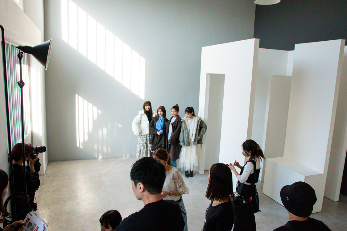 土居麗菜、吉田凜音、志田友美、ゆうゆ