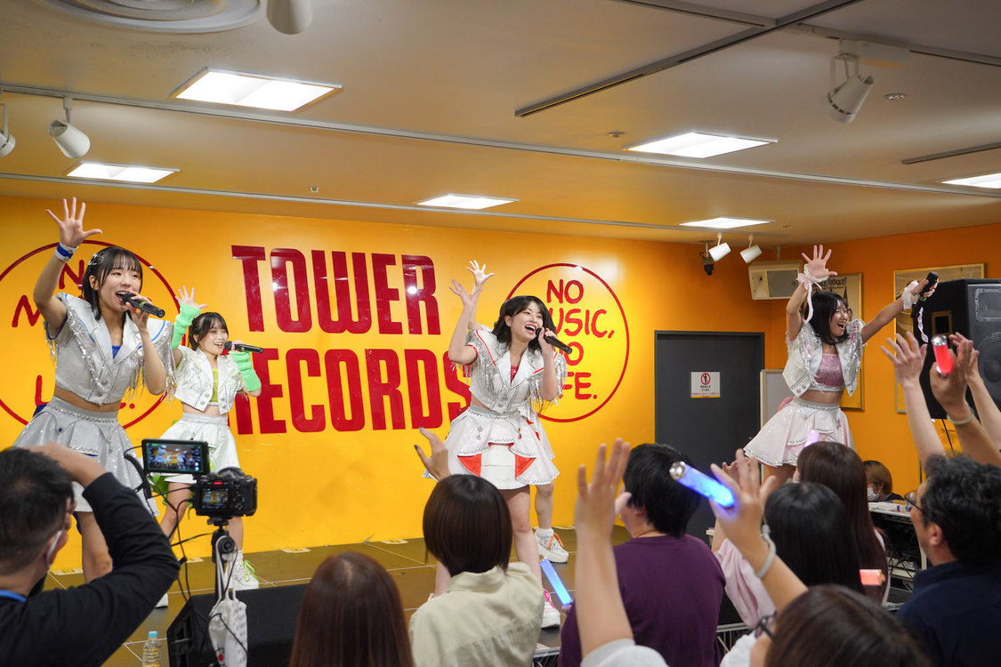 ＜アップアップガールズ（２）4th EP『EVER REMEMBER』リリース記念イベント＞タワーレコード錦糸町パルコ店（2024年11月19日）