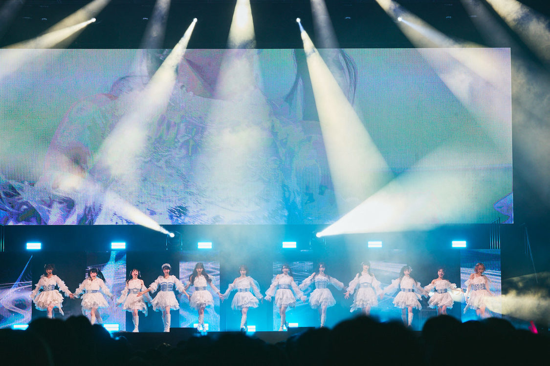 ＜≠ME 全国ツアー追加公演2024「修学旅行、同じ班がいいな。」＞幕張メッセ国際展示場 展示ホール（2024年11月23日／©️YOANI）