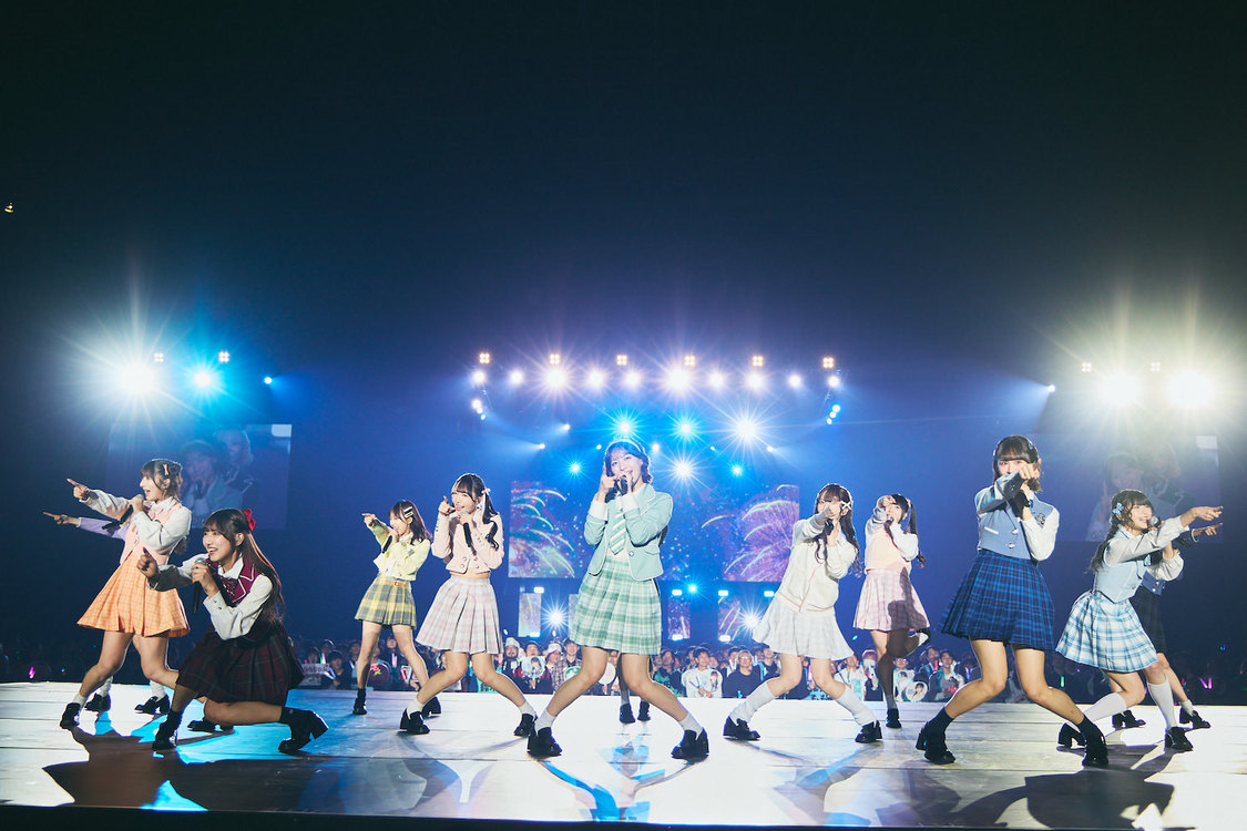 ＜≠ME 全国ツアー追加公演2024「修学旅行、同じ班がいいな。」＞幕張メッセ国際展示場 展示ホール（2024年11月23日／©️YOANI）