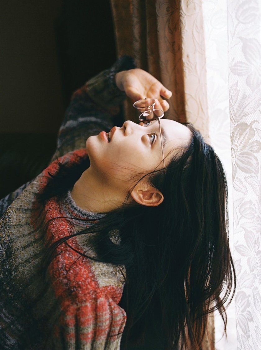 『髙石あかり 2025.1-2025.12 アートカレンダー「ito」』