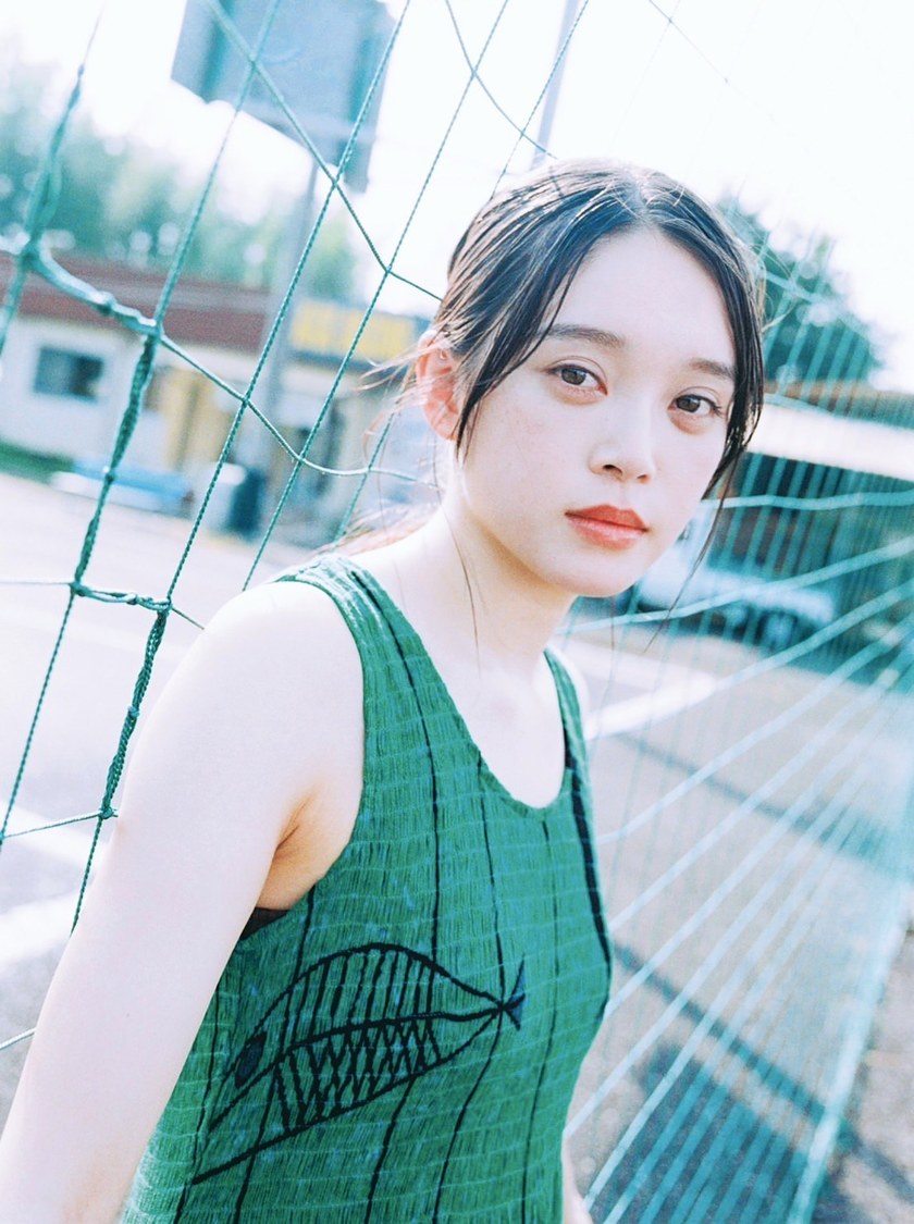 『髙石あかり 2025.1-2025.12 アートカレンダー「ito」』