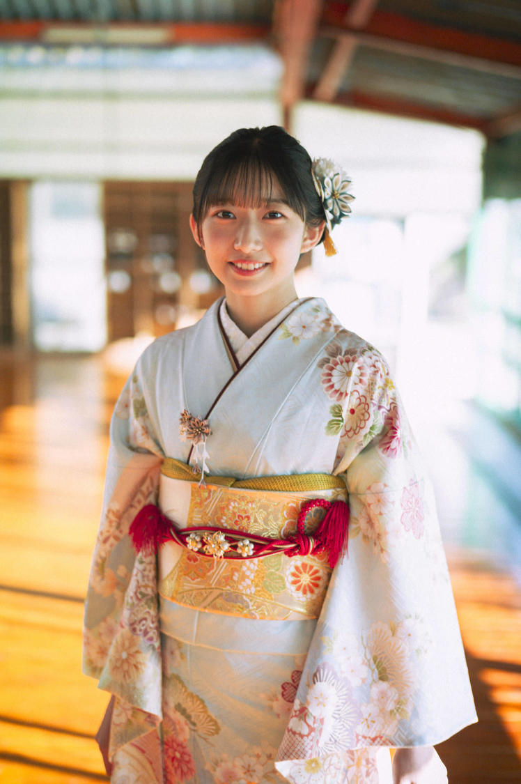 『20±SWEET[トゥエンティ・スウィート] 2025 JANUARY』（東京ニュース通信社刊／撮影：細居幸次郎）