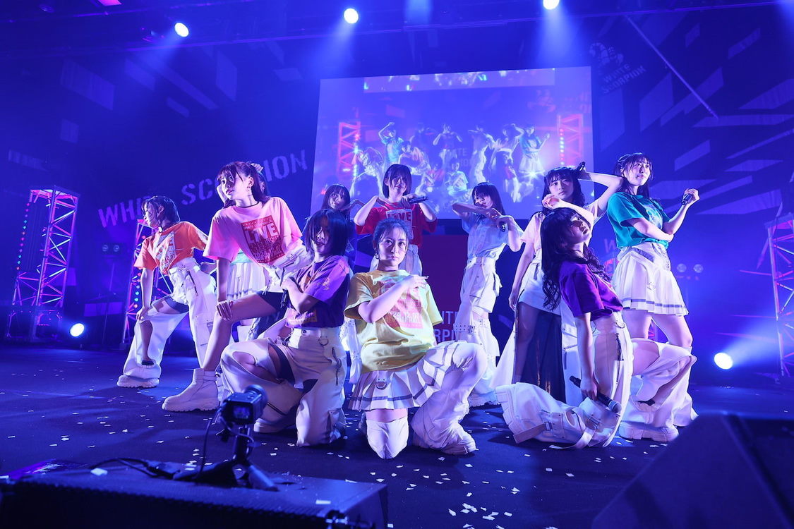 ＜WHITE SCORPION 1st Anniversary LIVE〜追撃。〜＞竹芝ニューピアホール（2024年12月7日／©OVERS）