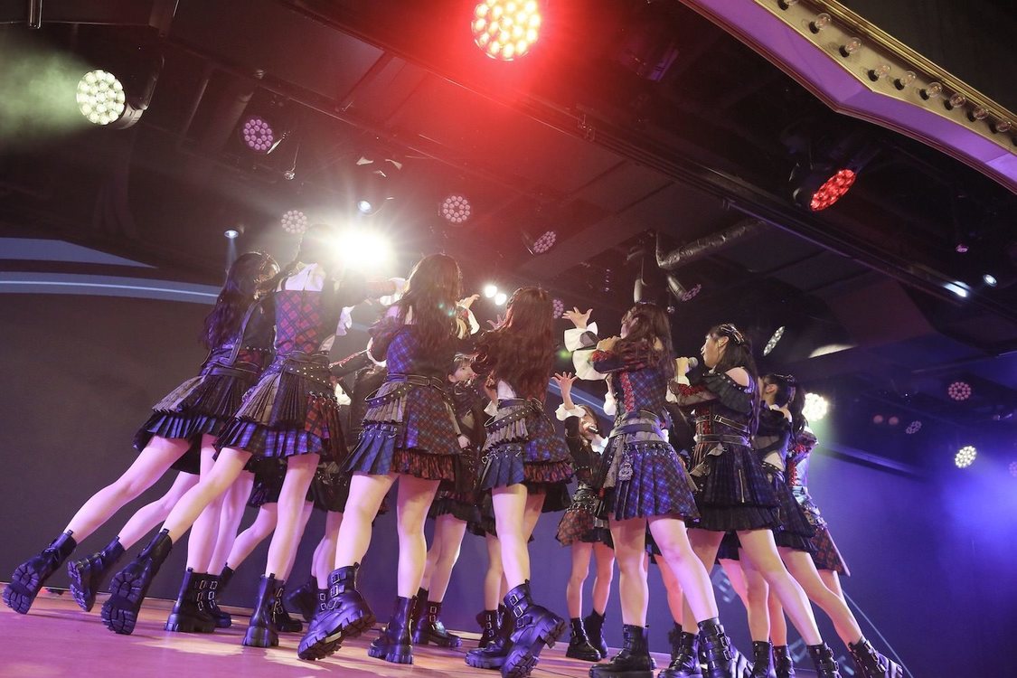 AKB48 18th Stage＜ここからだ＞AKB48劇場（2024年12月8日／ⒸAKB48）