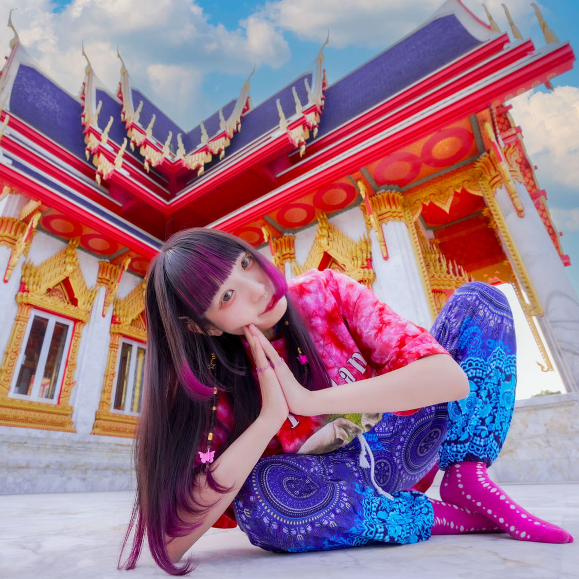 ねるんポクぽく「サワディーカーコップンカー」