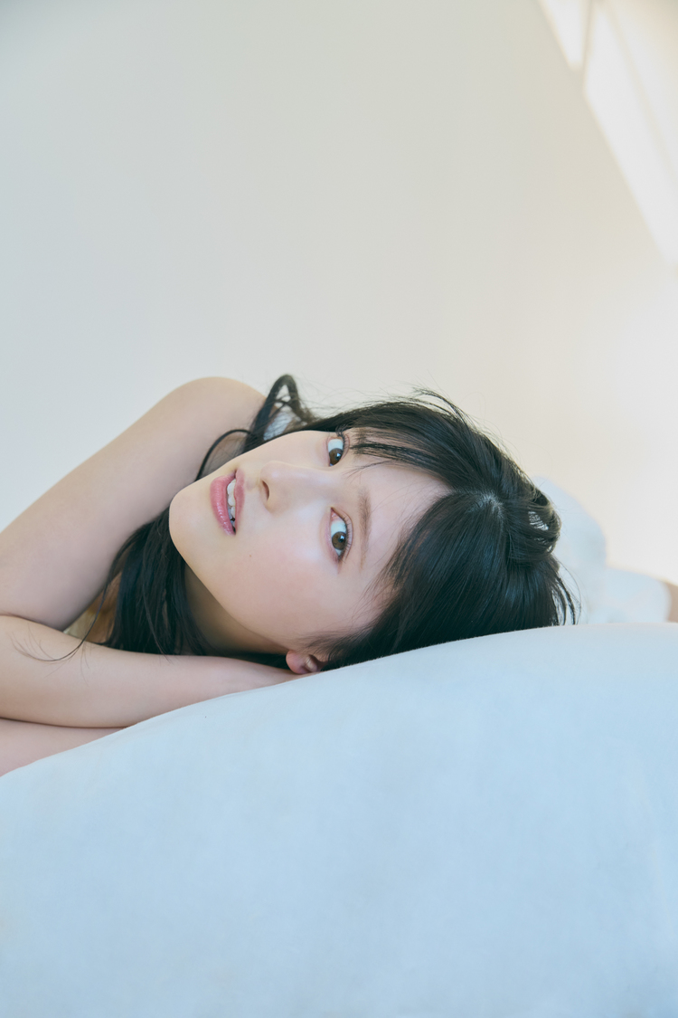 菅田愛貴1st写真集『すのあき』先行カット（©SDP）