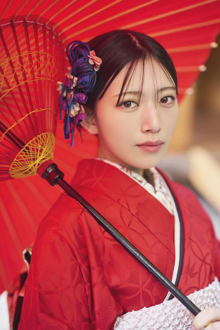 『20±SWEET[トゥエンティ・スウィート] 2025 JANUARY』（東京ニュース通信社刊／撮影：オノツトム）