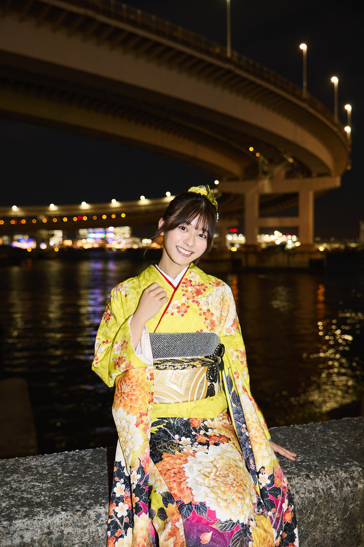 『20±SWEET[トゥエンティ・スウィート] 2025 JANUARY』（東京ニュース通信社刊／撮影：後野順也）