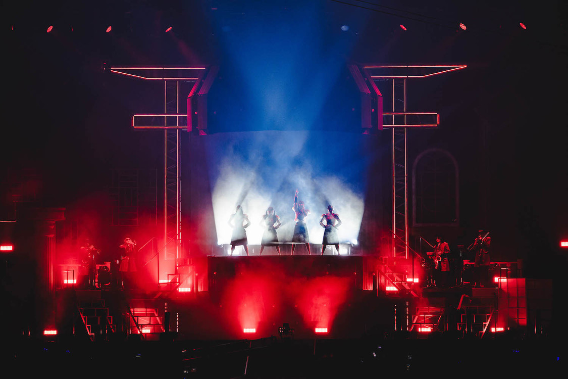 新しい学校のリーダーズ＜Nippon Calling Tour 2024＞国立代々木第一体育館（2024年12月22日／撮影：マッサン）