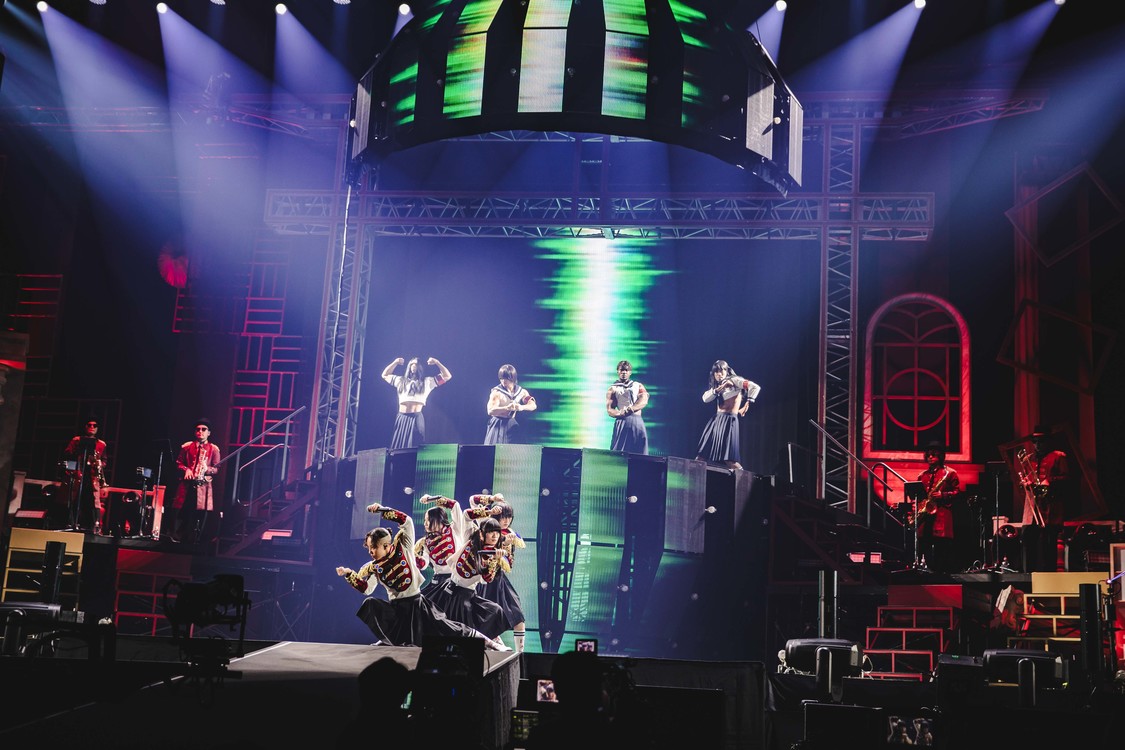 新しい学校のリーダーズ＜Nippon Calling Tour 2024＞国立代々木第一体育館（2024年12月22日／撮影：マッサン）