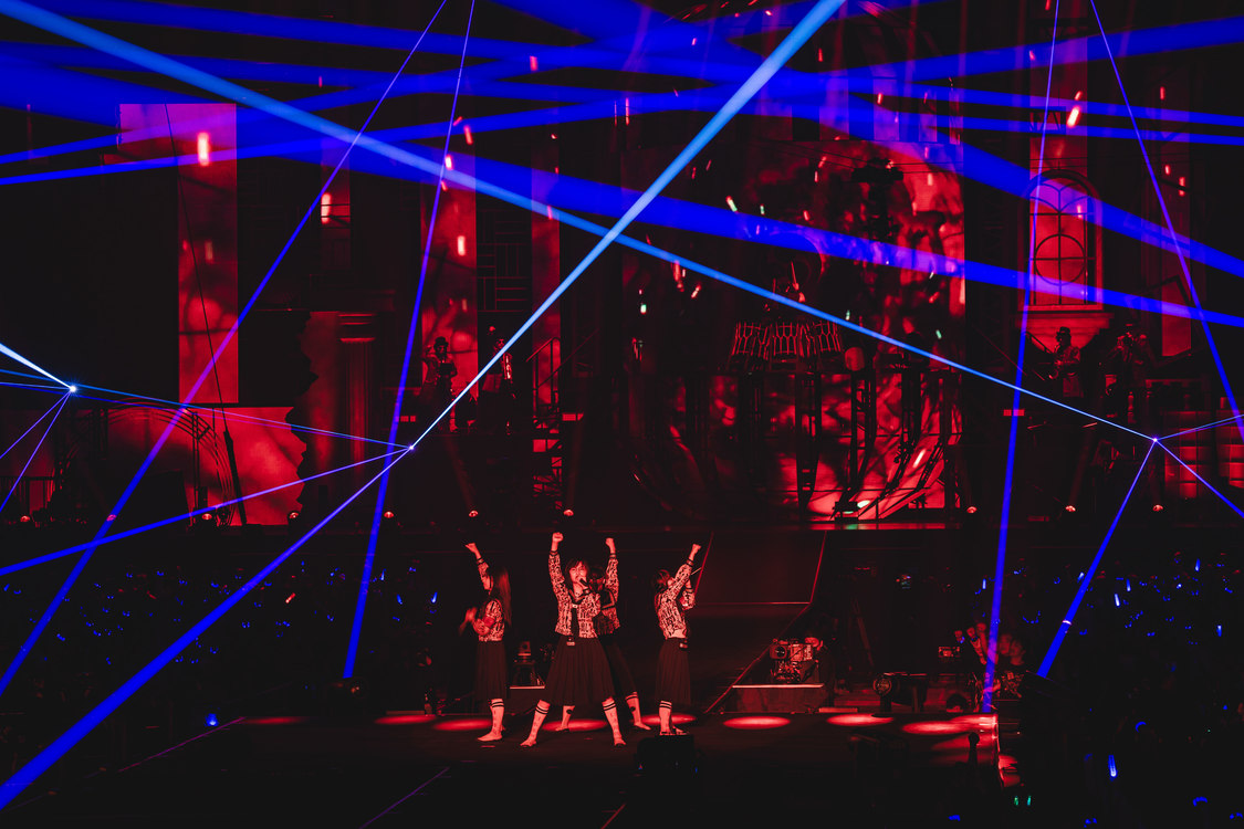 新しい学校のリーダーズ＜Nippon Calling Tour 2024＞国立代々木第一体育館（2024年12月22日／撮影：マッサン）