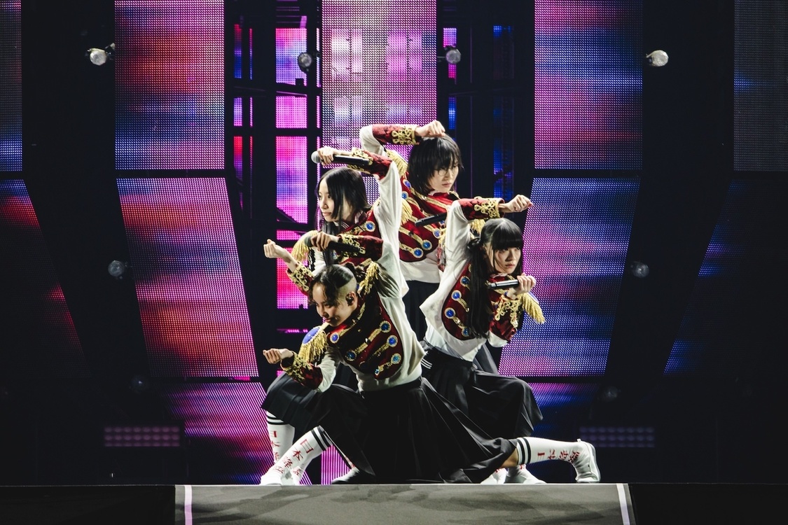 新しい学校のリーダーズ＜Nippon Calling Tour 2024＞国立代々木第一体育館（2024年12月22日／撮影：マッサン）