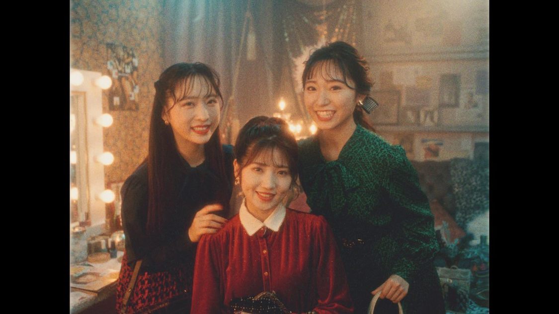 AKB48「なんてったってアイドル」MV（ⒸAKB48）