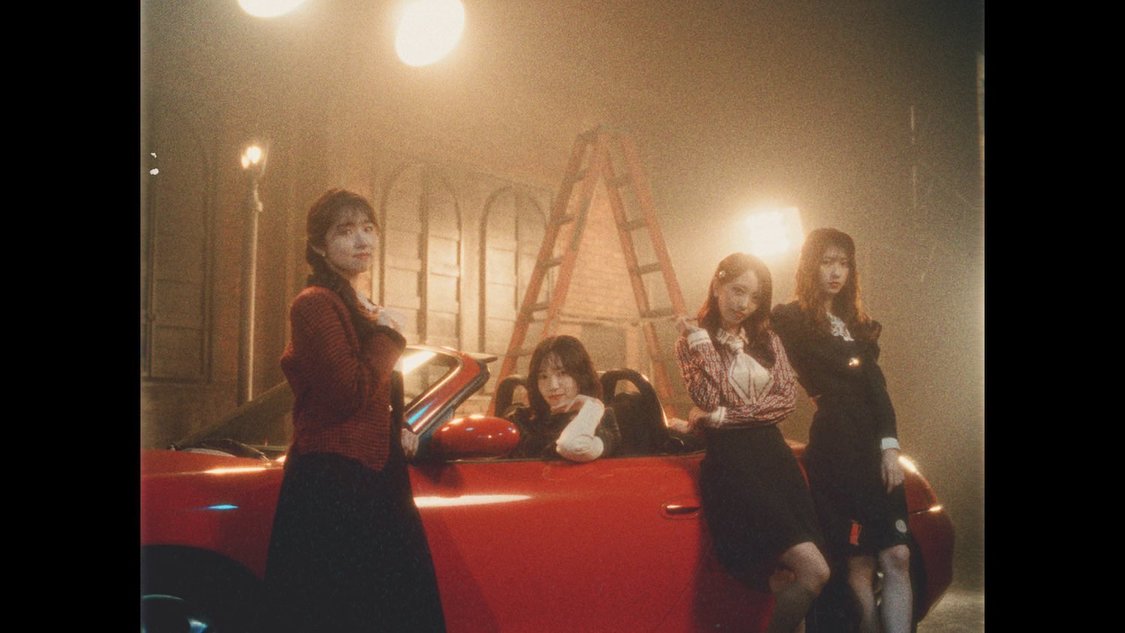 AKB48「なんてったってアイドル」MV（ⒸAKB48）