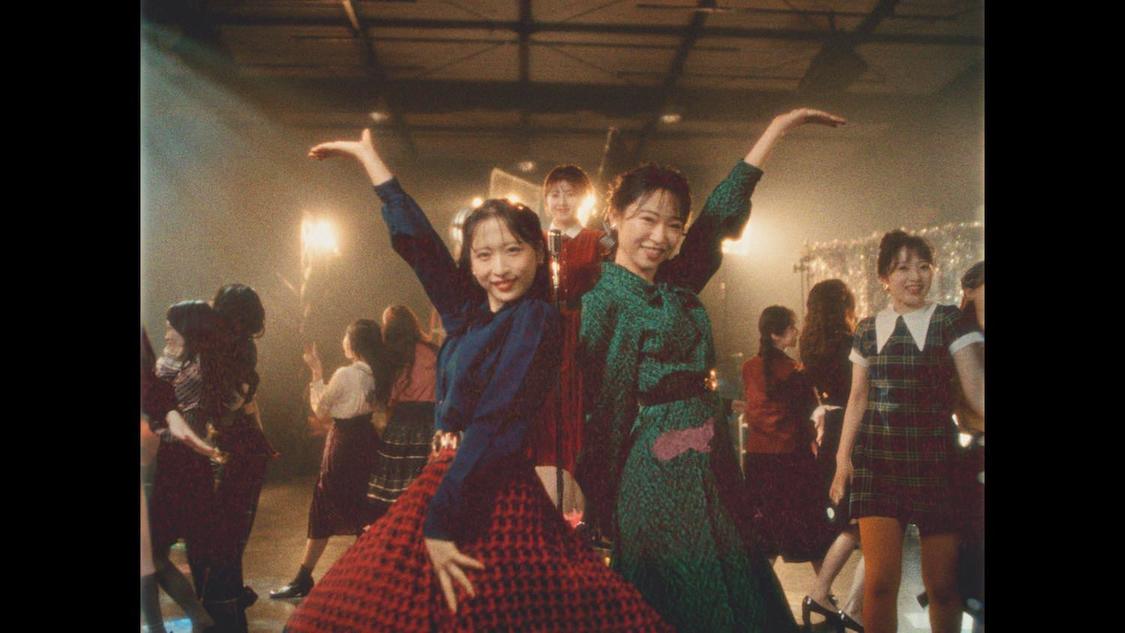 AKB48「なんてったってアイドル」MV（ⒸAKB48）