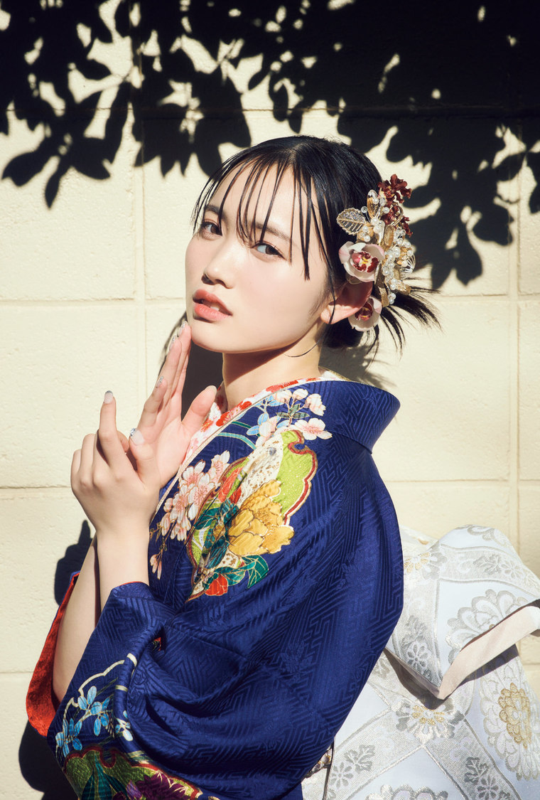 『20±SWEET[トゥエンティ・スウィート] 2025 JANUARY』ローソンエンタテインメント購入特典ポストカード【真鍋凪咲（CUTIE STREET）】